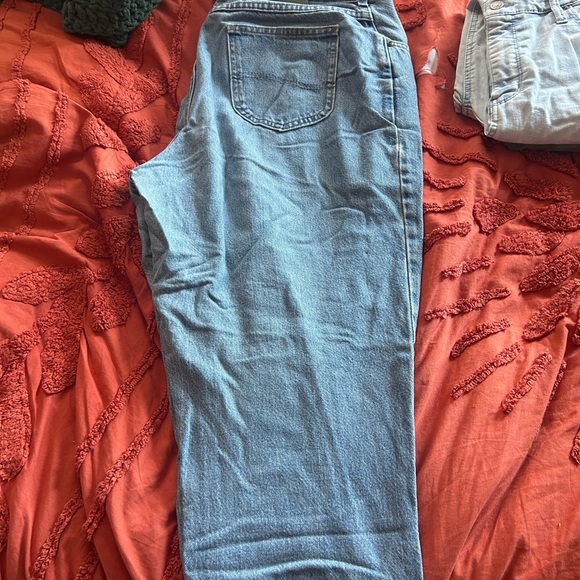 Lee Men's Denim Relaxed Jeans - Picture 1 of 2